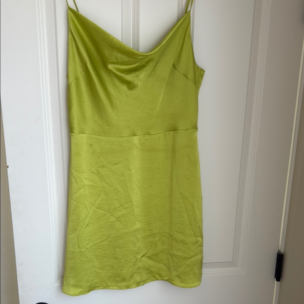 Aritzia Sunday Best Spencer dress. Green satin XL